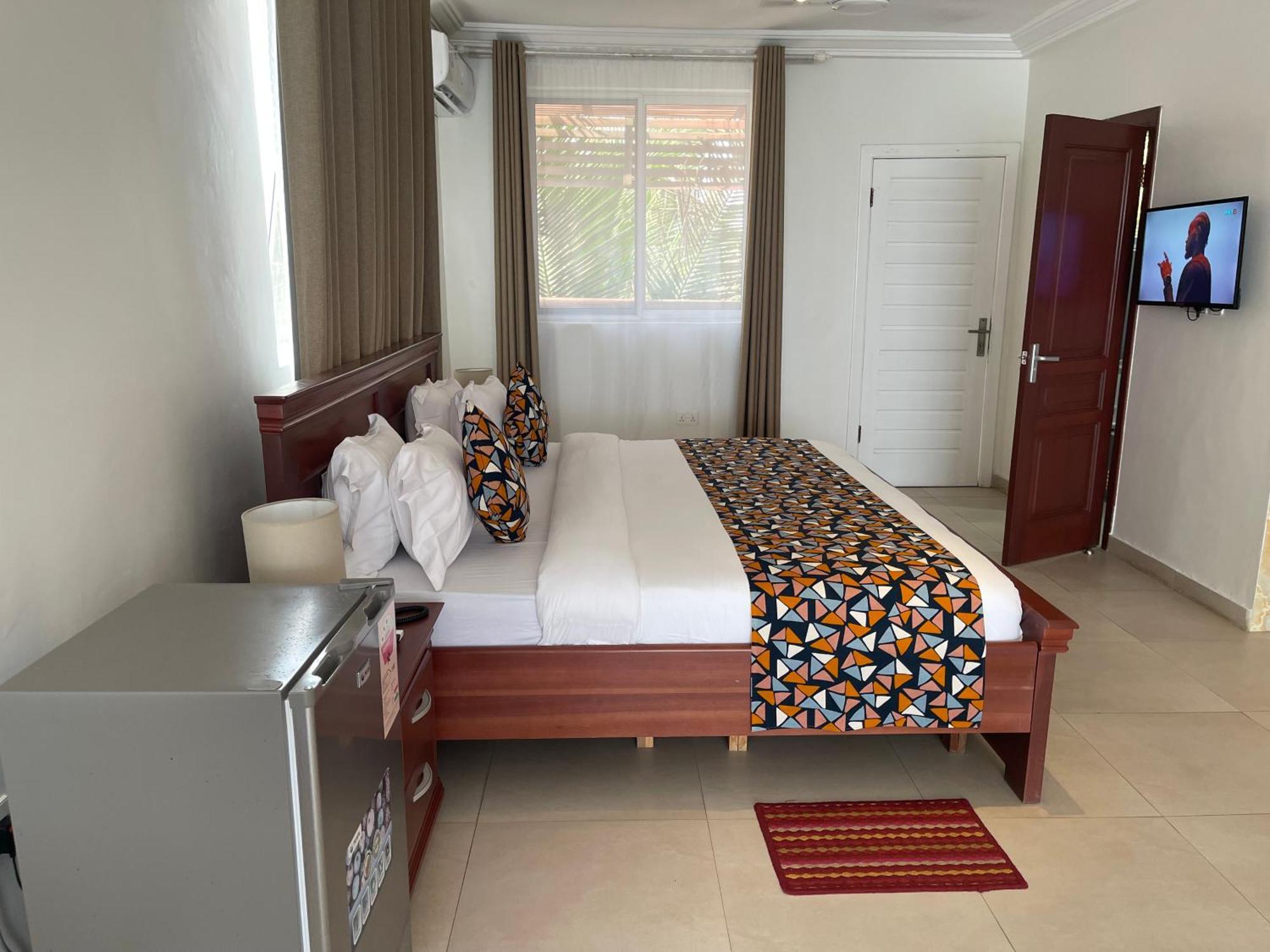 Ocean Green Beach Resorts And Villas Prampram Exterior photo