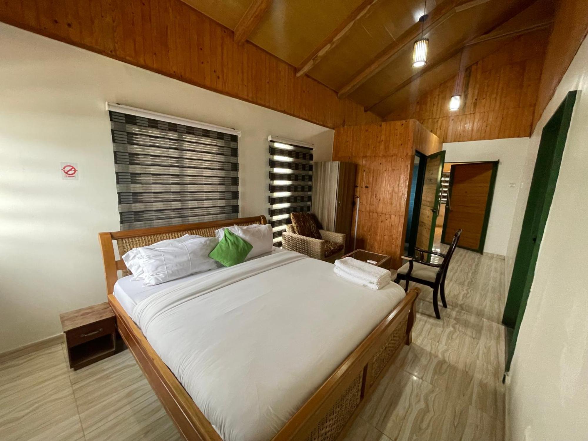 Ocean Green Beach Resorts And Villas Prampram Exterior photo